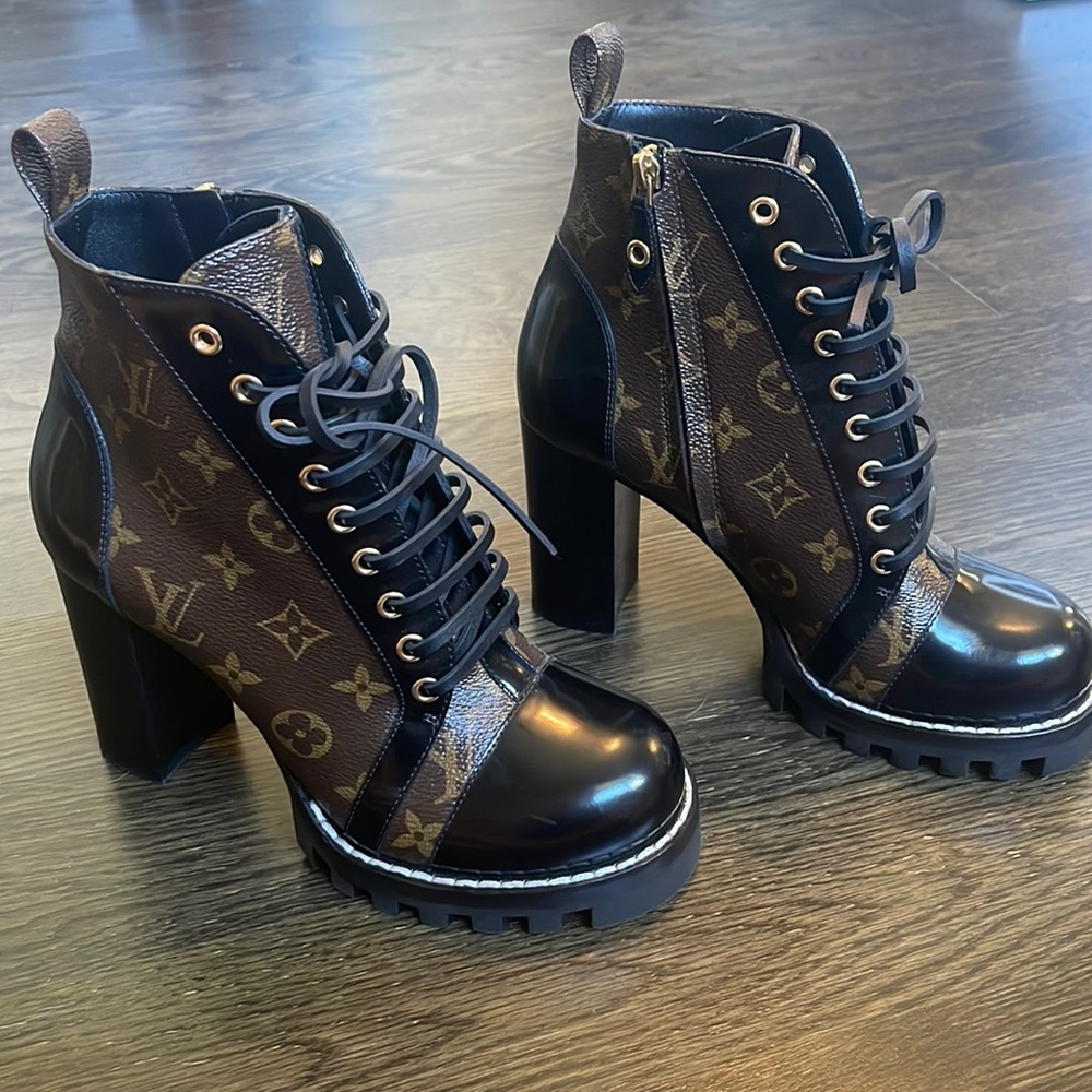 Louis Vuitton Star Trail Ankle Boot